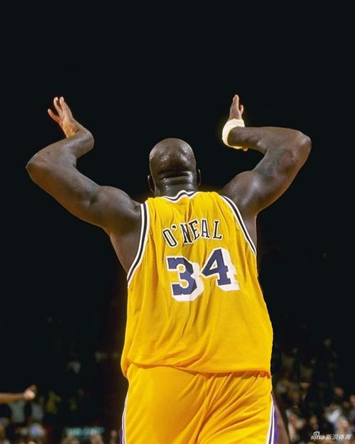 欧冠前瞻：皇马教练阿隆索生死战，曼城对西甲队豪取四连胜